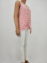 Load image into Gallery viewer, Faux Button Sleeveless Top with Front Tie Plus Size (Pink/White)
