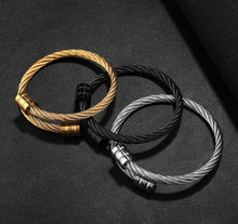 Load image into Gallery viewer, Twist Wire Overlap Bracelet (Gold/Silver/Black)
