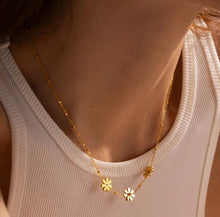 Load image into Gallery viewer, Three Flower Charm Gold Necklace
