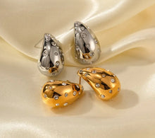 Load image into Gallery viewer, Chunky Waterdrop Gold Earrings with Cubic Zircon
