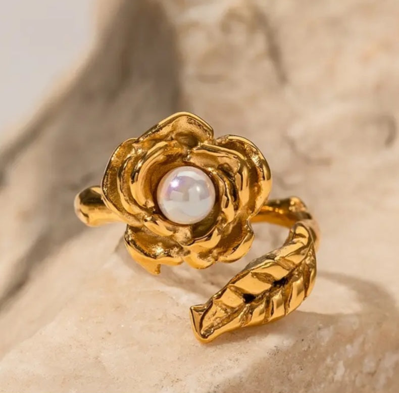 Rose Gold Ring with Faux Pearl